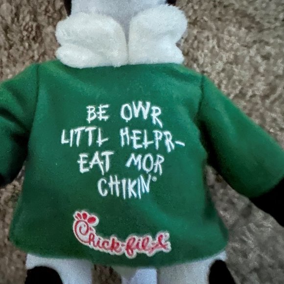 Chick-Fil-A 10" Christmas Cow Elf Green Plush Littl Helpr Eat Mor Chikin' w/ Hat - Picture 2 of 4